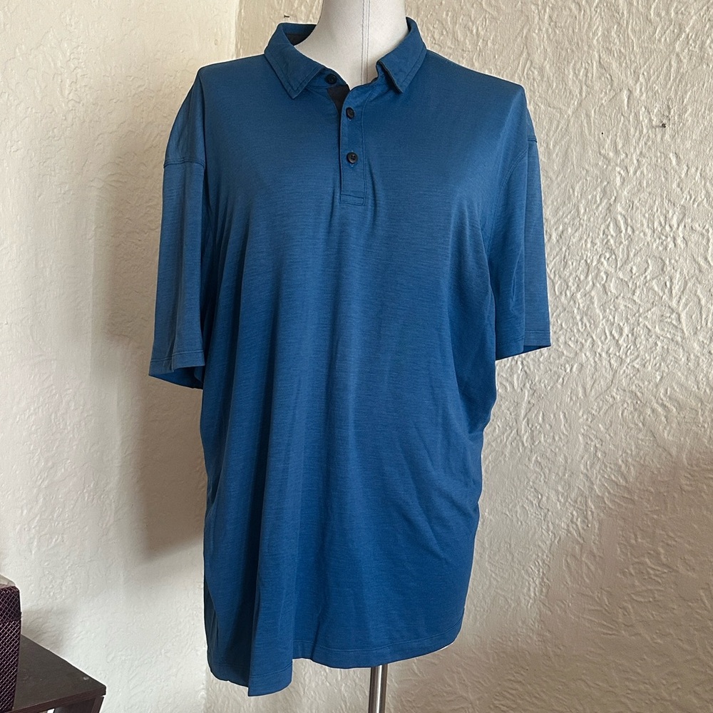 Lululemon Men’s Evolution Polo Shirt Blue Black Trim XXL